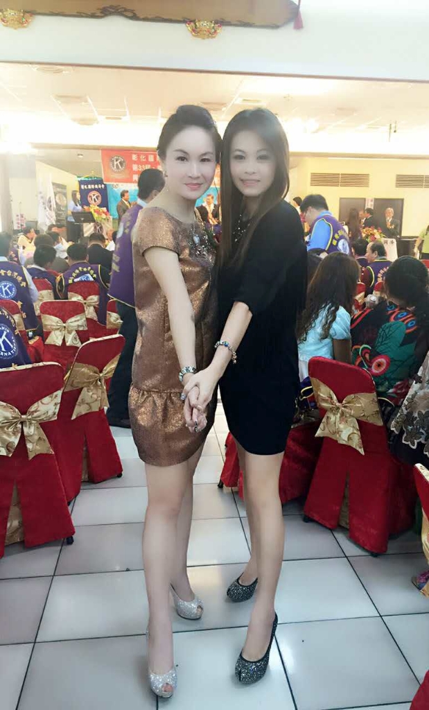 29天清一百吨垃圾，正妹靓机壮丽环岛行