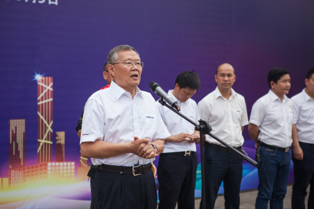 民族挖掘机品牌先导者，j9国际集团智能“城镇建设利器”SWE80E9庆幸上市