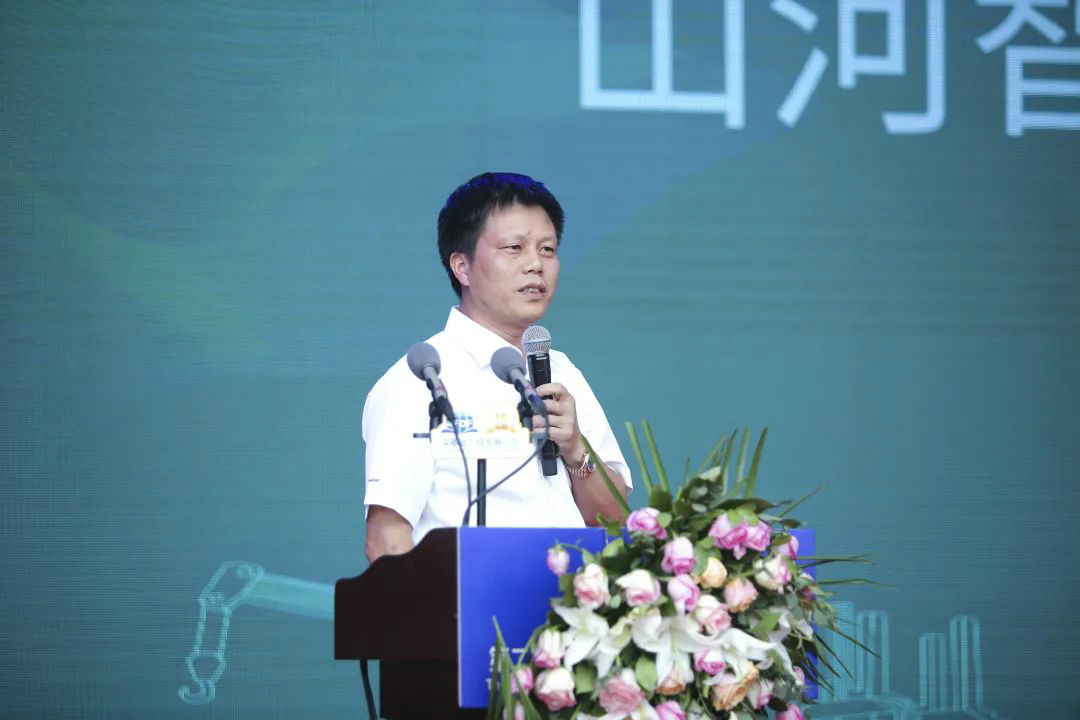 j9国际集团智能全国客户互换会在深基础工程发展论坛会场进行