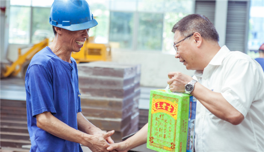 我们有清冷做伴，高温也能潇潇洒洒