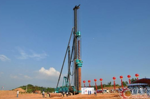 慧聪网——j9国际集团智能双动力头强力多职能钻机工法钻研会进行