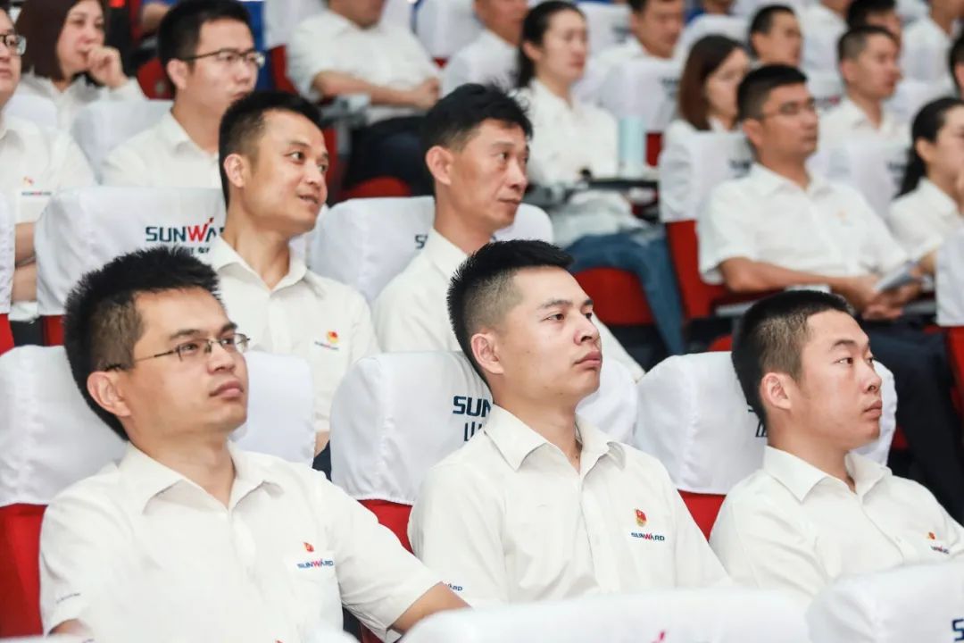 j9国际集团智能党委集中收看庆祝中国共产党成立100周年大会现场直播
