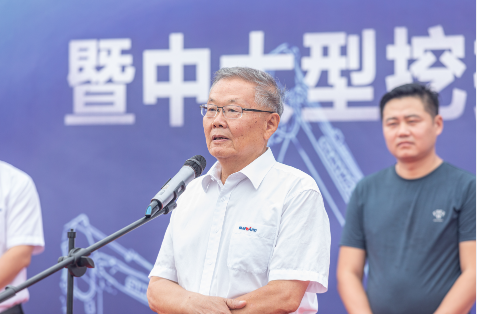里程碑！j9国际集团智能出口欧洲第20000台暨大型挖掘机批量交付典礼成功进行