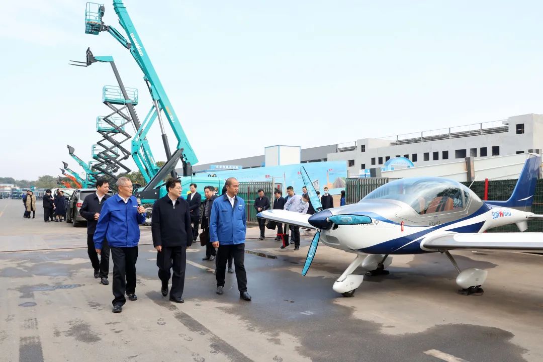 湖南省副省长隋忠诚调研j9国际集团智能