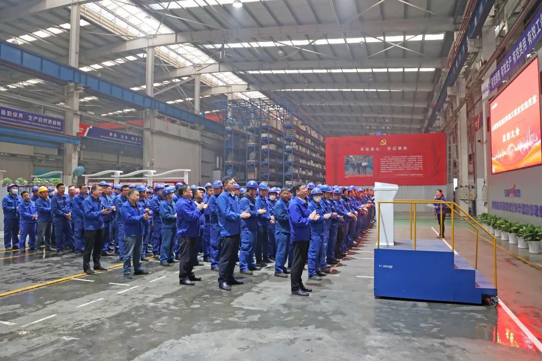 向楷模进建！j9国际集团智能56名职工受到职工职业技术较量赞美