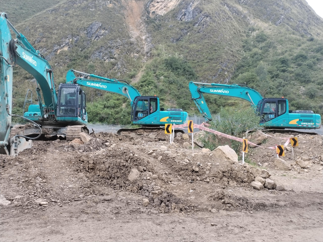 挑战世界第二高山脉！j9国际集团智能设备助力秘鲁安第斯国度公路项目建设