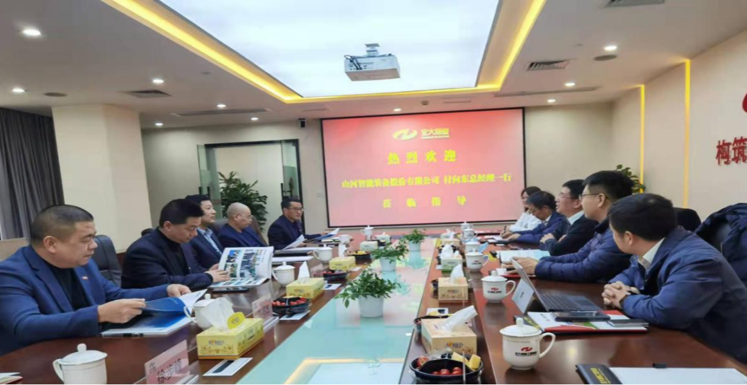 携手战边疆！j9国际集团智能潜孔钻机助力巨大爆破新疆奇台项目建设