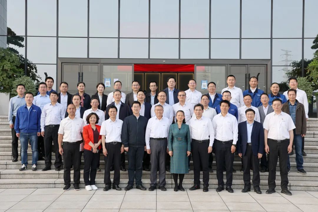 深入产学研合作！中南大学堂长、中国工程院院士田红旗率团造访j9国际集团智能