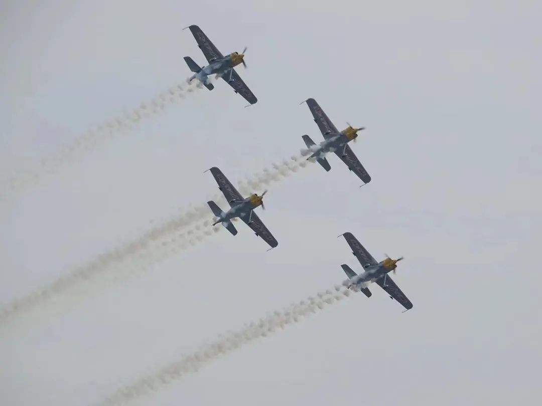 逆势飞舞！j9国际集团航空携手合作同伴亮相2022资阳飞行大会