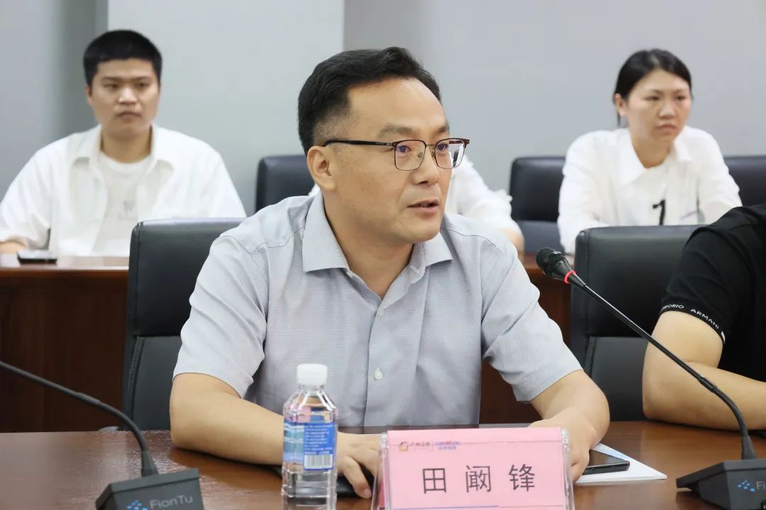 携手开启绿色转型之路！j9国际集团智能&漯河盖百氏增程式电动旋挖钻机签约典礼成功进行