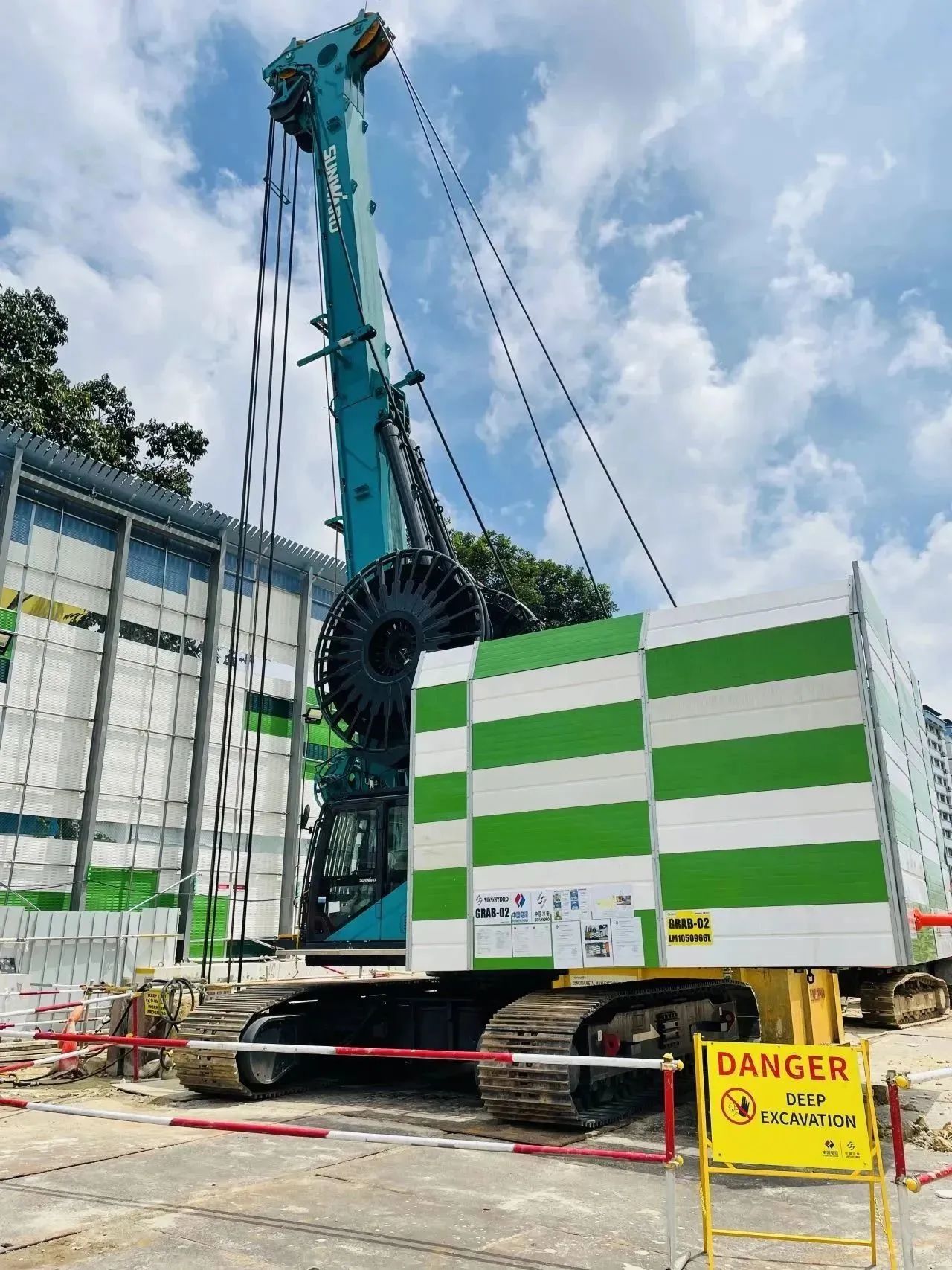 助力国内国际沉大工程！j9国际集团智能液压抓斗实力“出圈”