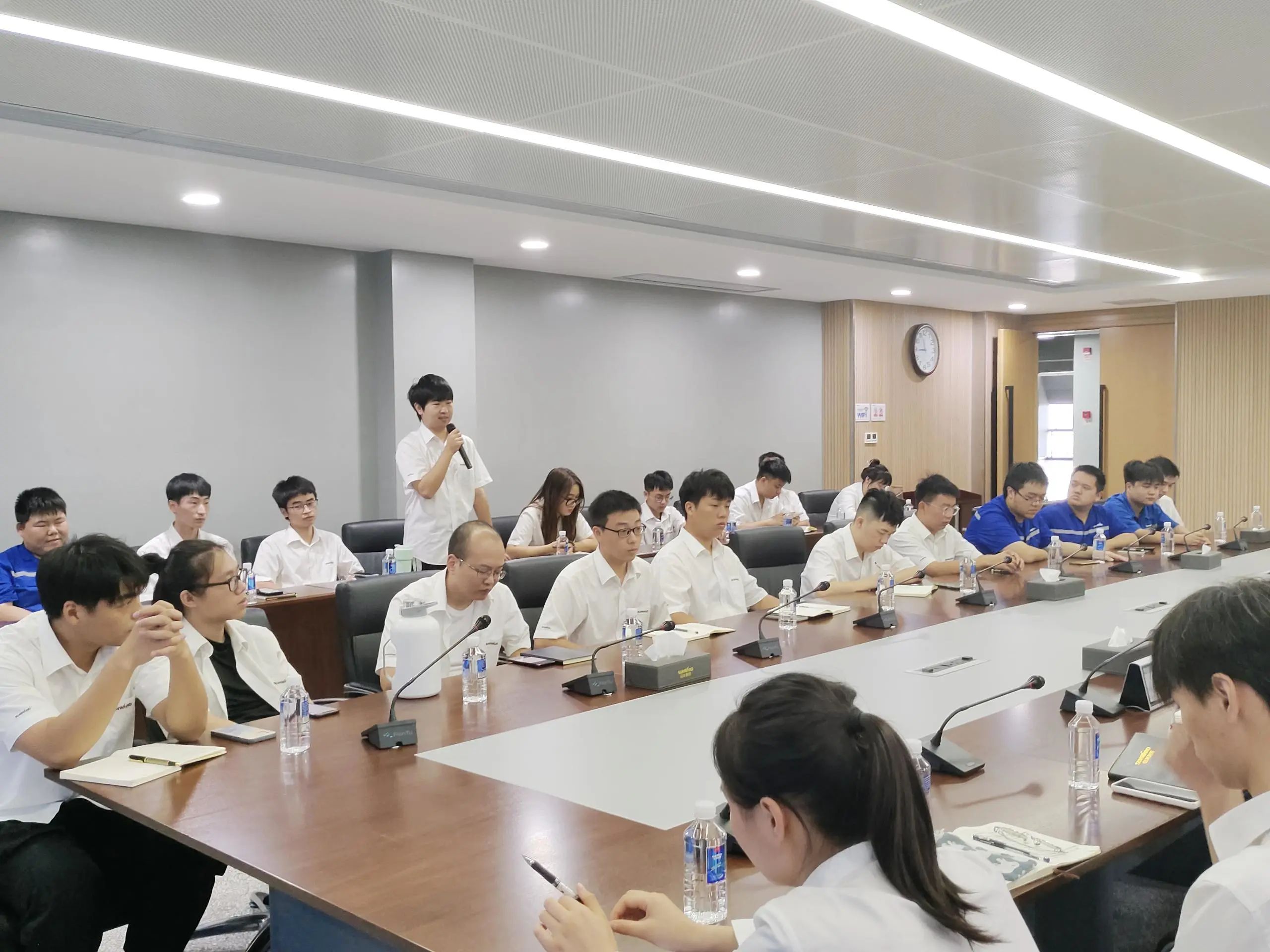 畅谈心声，共话将来！这场应届毕业生员工座谈会，很暖，很贴心！
