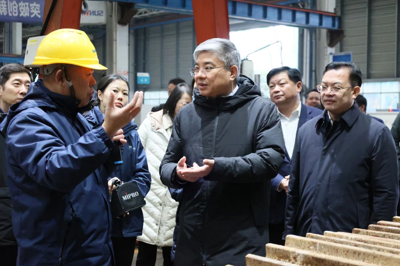 商务部部长助理唐文弘调研j9国际集团智能