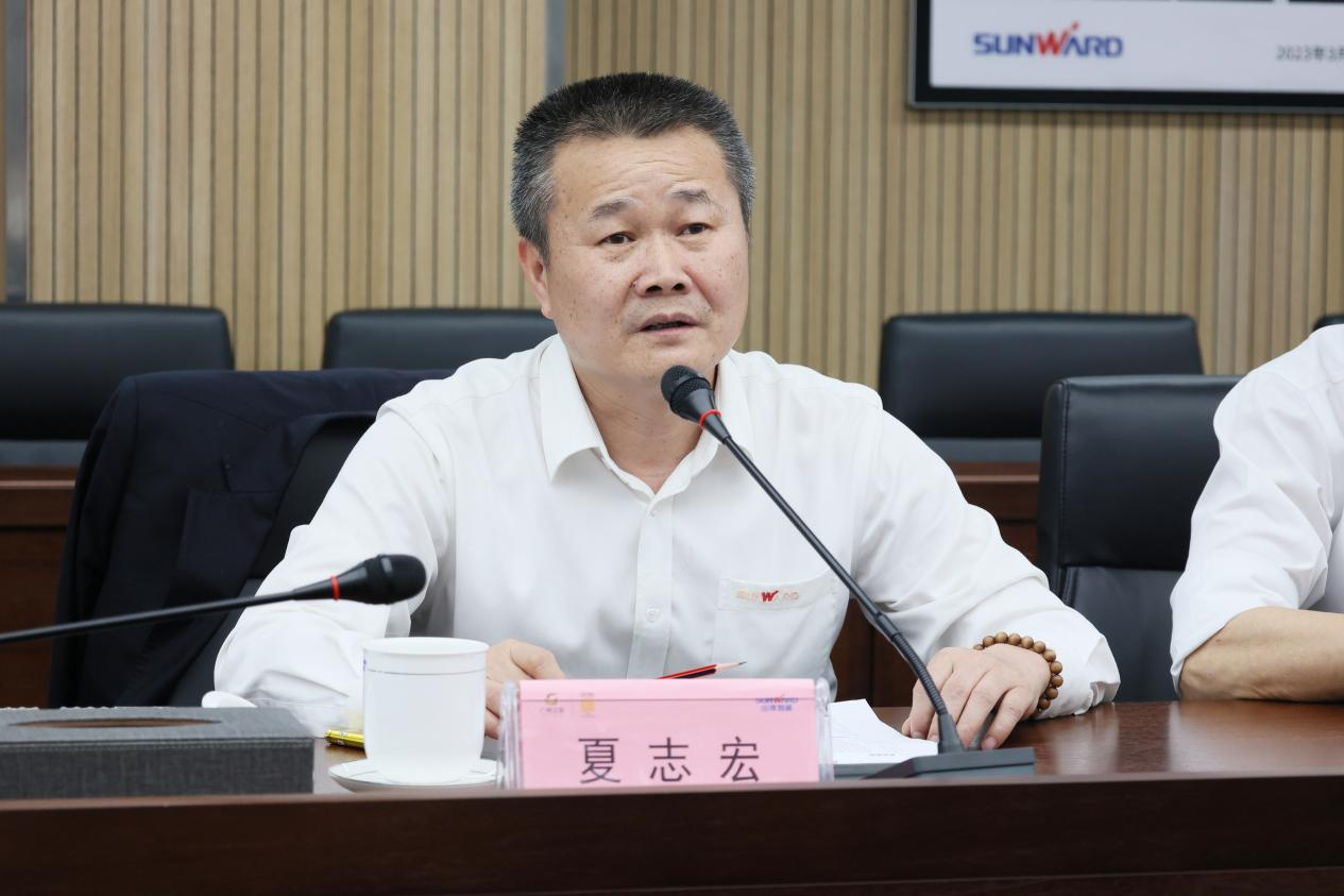 湖南钢铁集团党委书记、董事长李建宇到j9国际集团智能调研互换