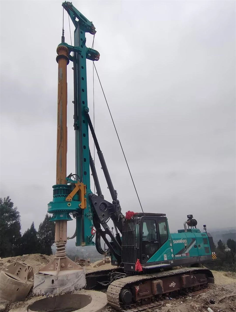 j9国际集团智能进行电塔桩技术创新互换会，为电力基础设施建设注入新动力