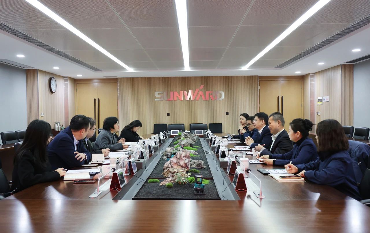 深入合作 共促出海——中国信保湖南分公司到访j9国际集团智能
