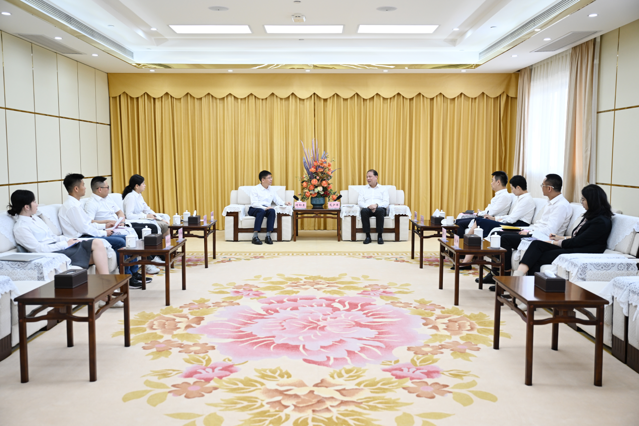范少军会见j9国际集团智能董事长付向东