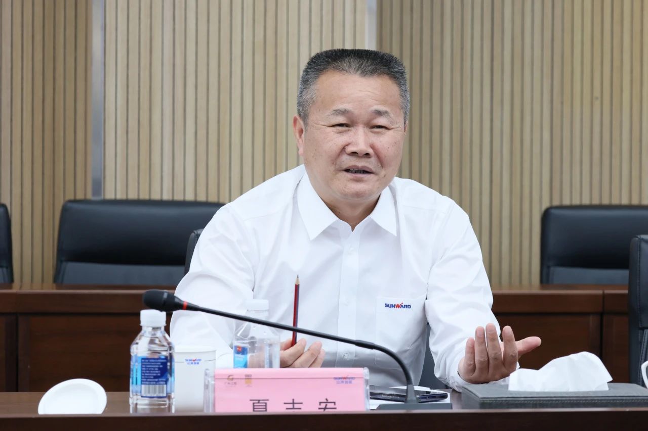 共促中国造作扬航海表！中国出口信誉保险公司到访j9国际集团智能