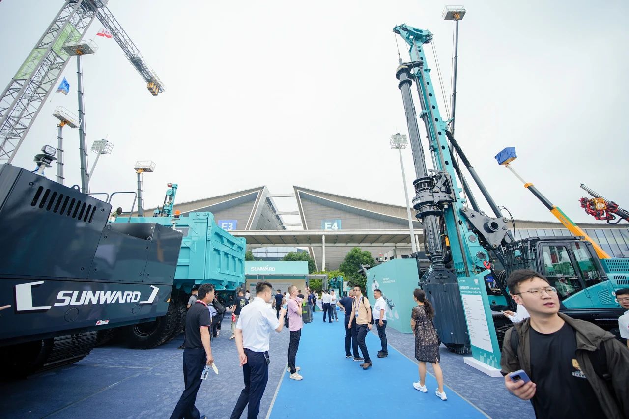 2025 CICEE | 为客户创造价值，j9国际集团智能客户互换会圆满进行