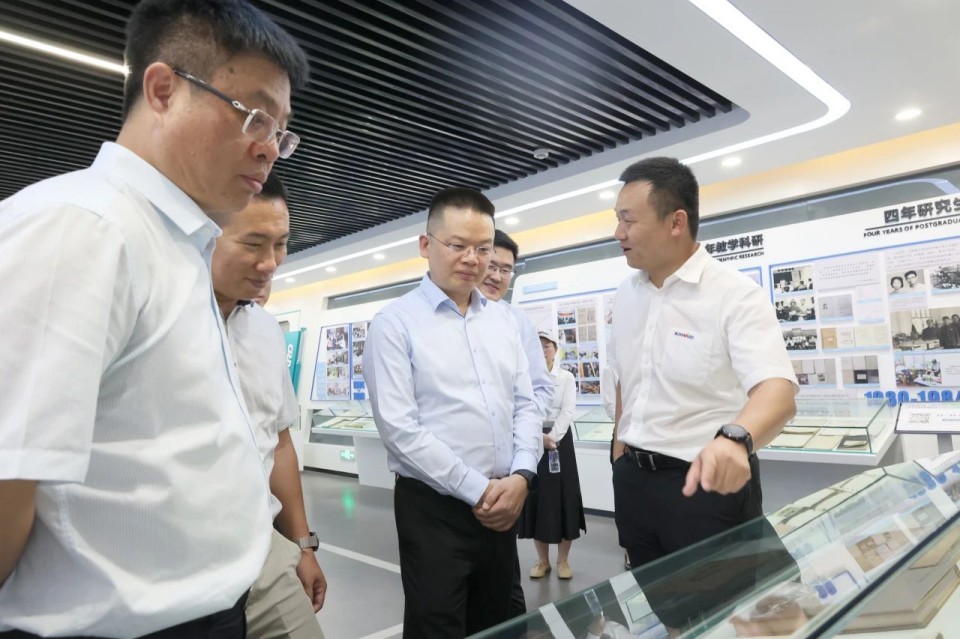 共商合作，建华控股有限公司董事长汪贵华到访j9国际集团智能