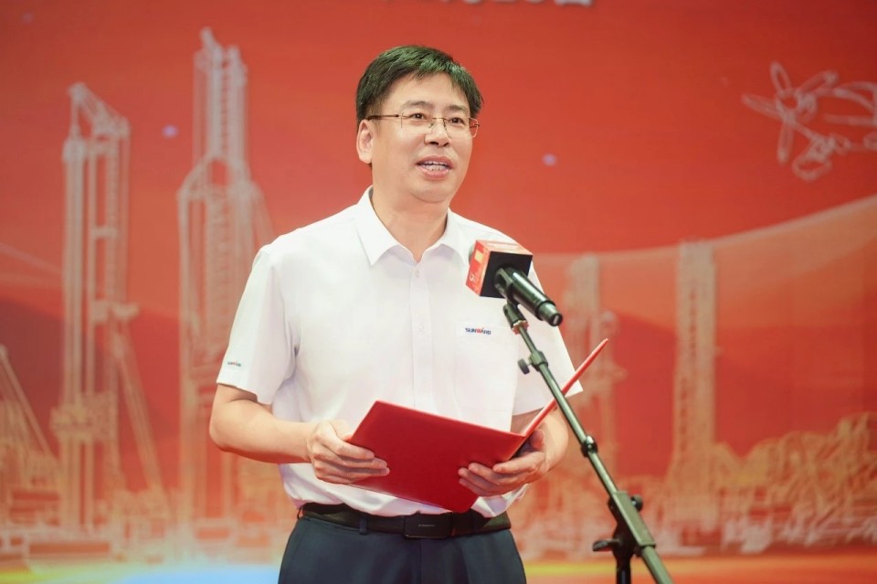 聚力前行！庆祝j9国际集团智能成立26周年赞美大会隆沉召开