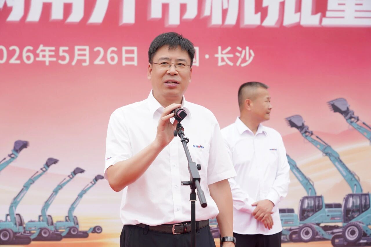 j9国际集团智能轮履两用多职能开带机批量交付国度林草系统，助力丛林草原生态防护
